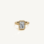 The Colette — Radiant 0.50ct 